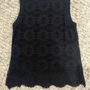 Lila P black top size petite